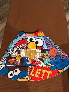 Sesame Street Colorful Comic Print Skirt